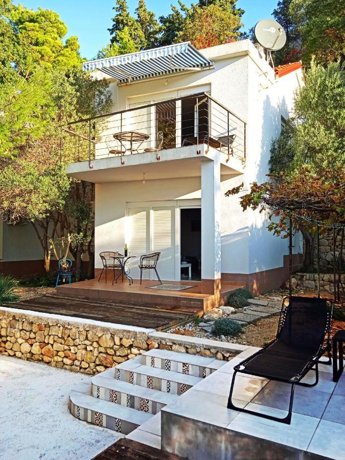 Quercus Apartment Stara Baška Esterno foto