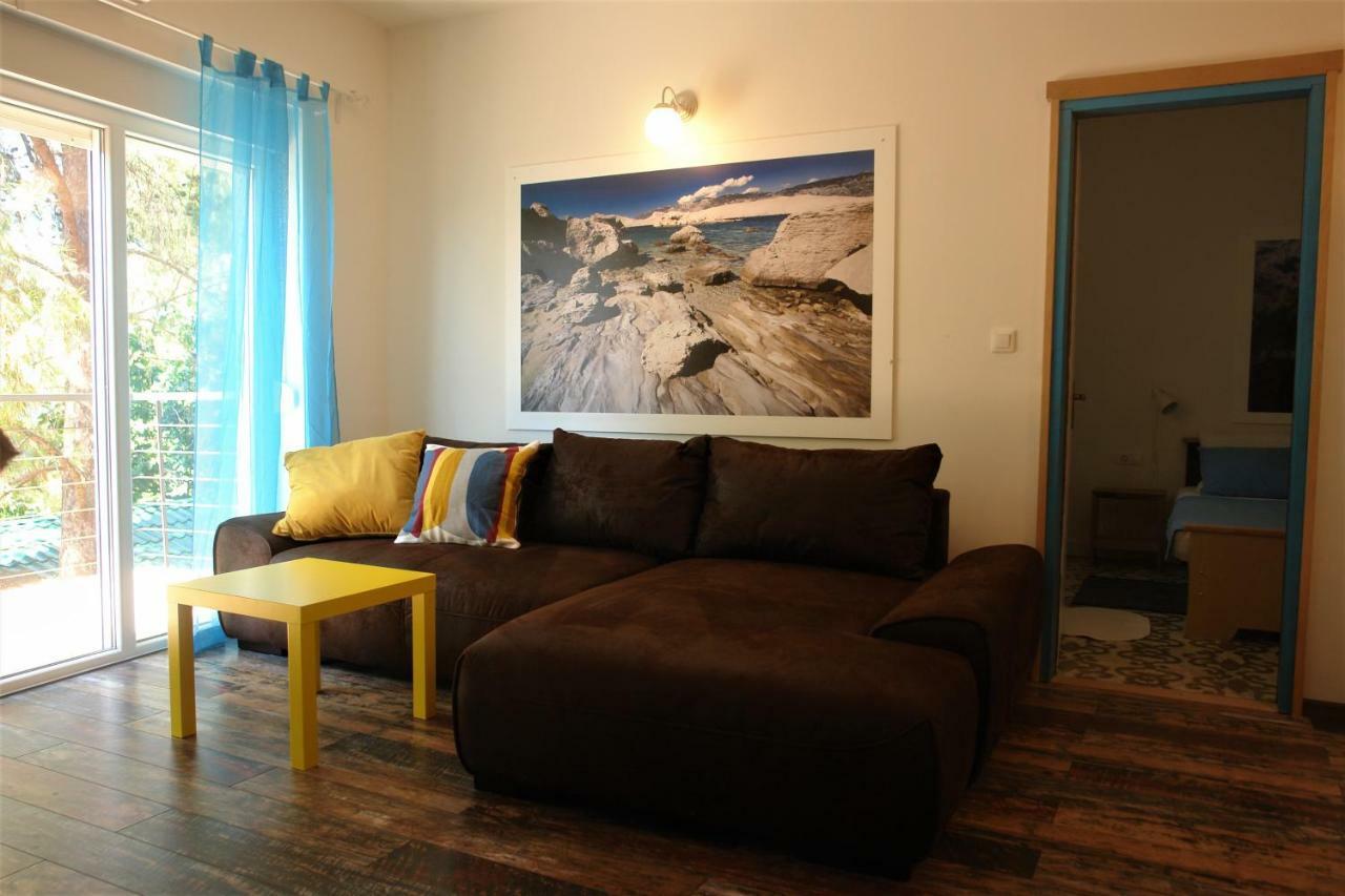 Quercus Apartment Stara Baška Esterno foto